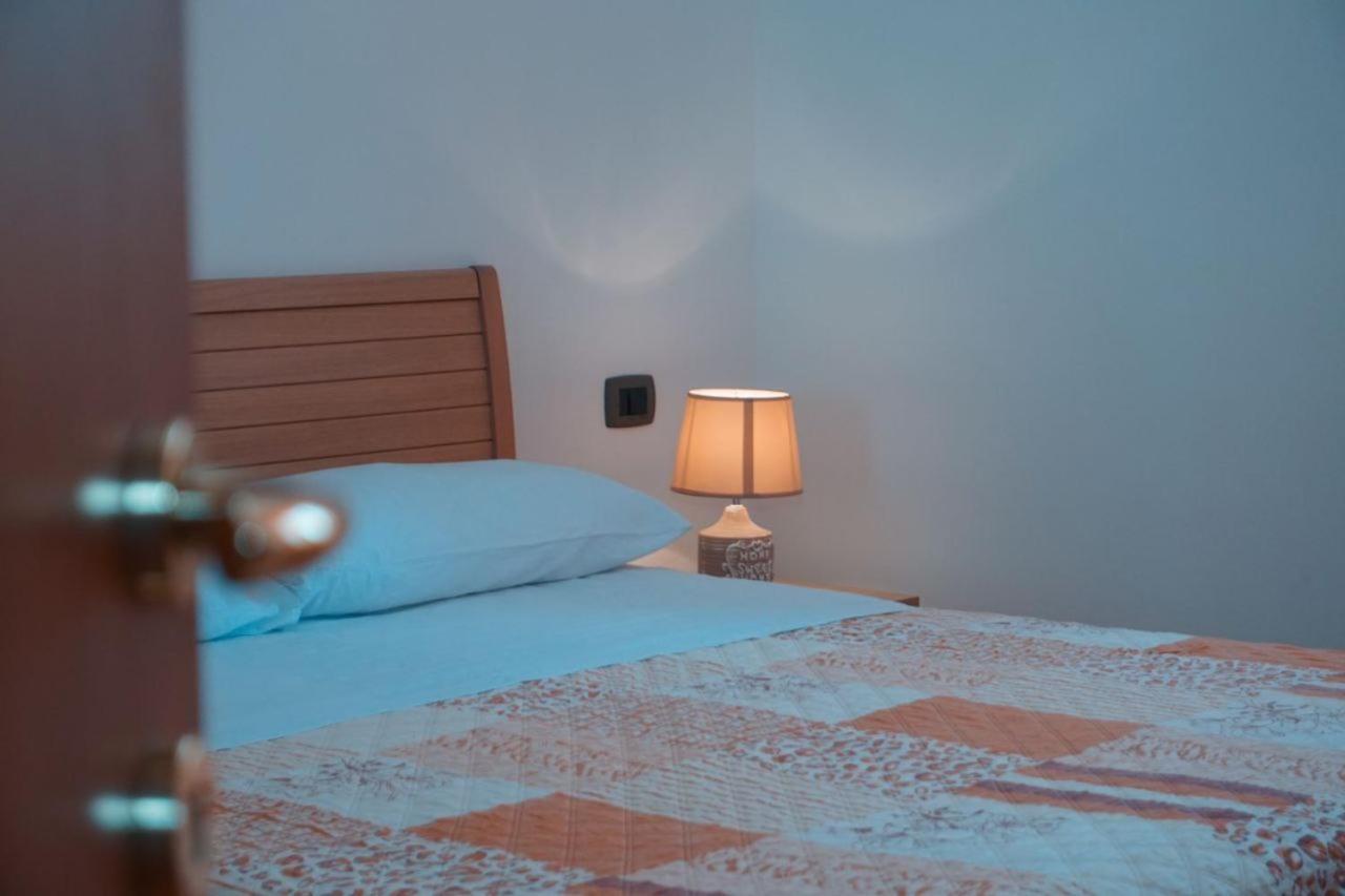 몬탈레그로 Il Casale Di Bovo Marina 빌라 객실 사진