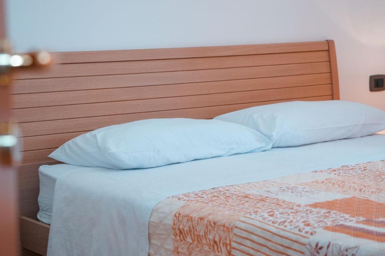 몬탈레그로 Il Casale Di Bovo Marina 빌라 객실 사진